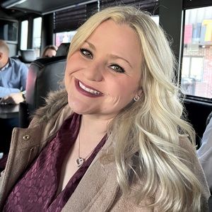 Meet your Posher, Beth